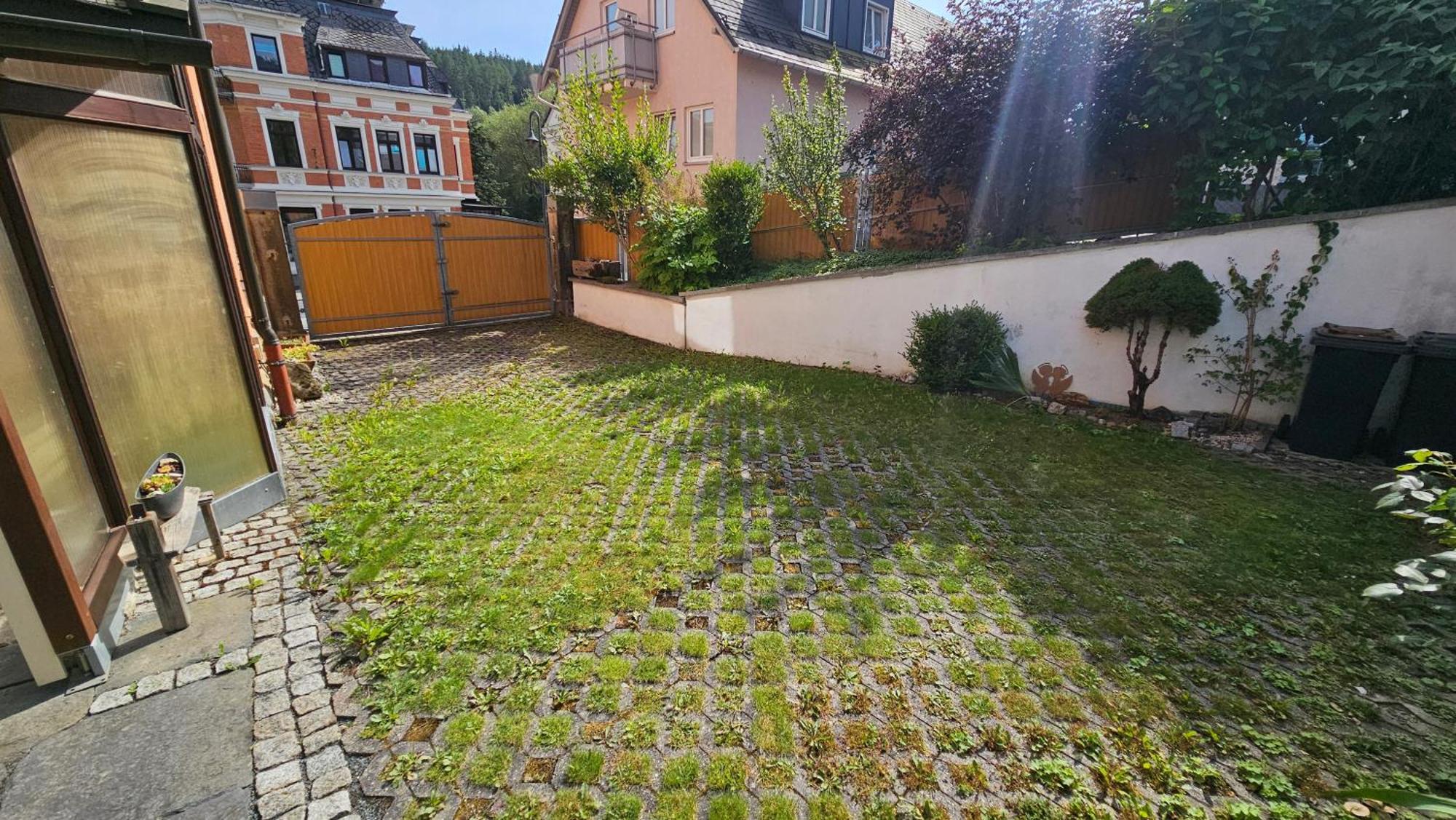 Pension Weisse Rose, Parkplatz, Fruehstueck, Wlan, Zentral Бад-Эльстер Экстерьер фото